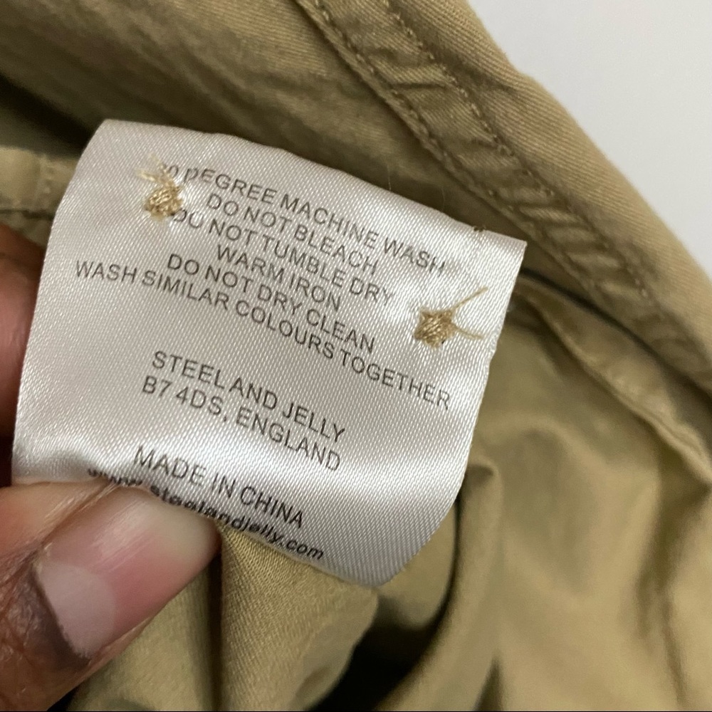 Steel & Jelly Men's Tan Button Down Khaki Shirt - Picture 10 of 11